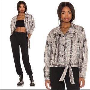 BLANKNYC Snake Print Faux Leather Here I Go Again Crop Jacket
Size Large NWT